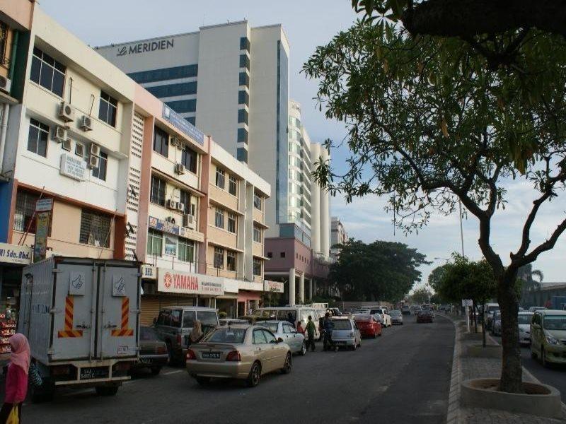Iskandar Sinsuran Guesthouse Kota Kinabalu Exterior photo